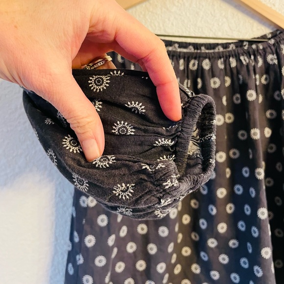 Anthropologie Maeve Maiden Off-The-Shoulder Blouse - Picture 6 of 15